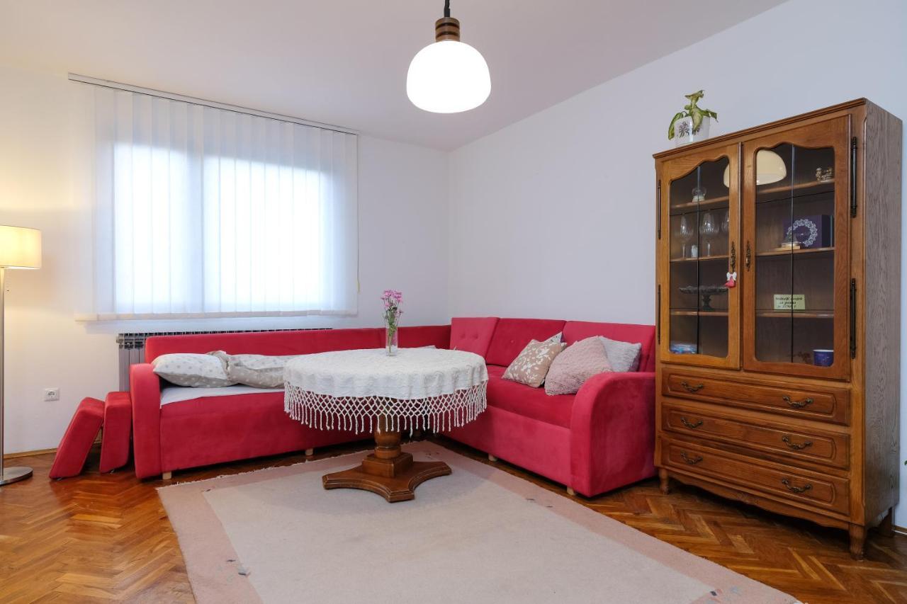 The Cosmic Gate Apartments Visoko Buitenkant foto