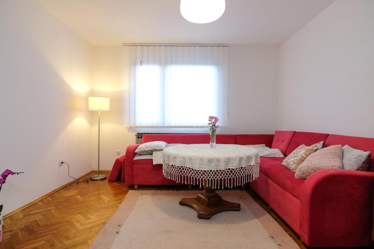 The Cosmic Gate Apartments Visoko Buitenkant foto