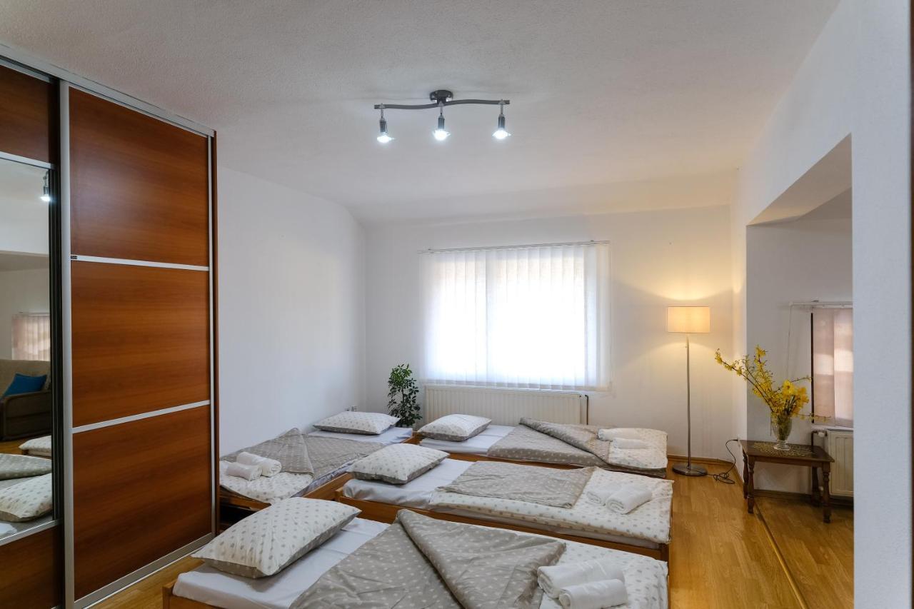 The Cosmic Gate Apartments Visoko Buitenkant foto