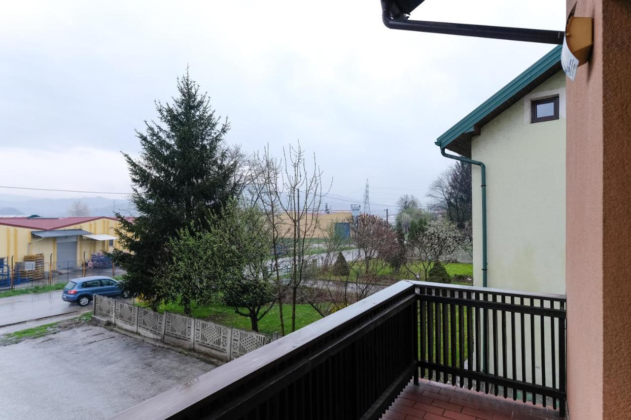 The Cosmic Gate Apartments Visoko Buitenkant foto